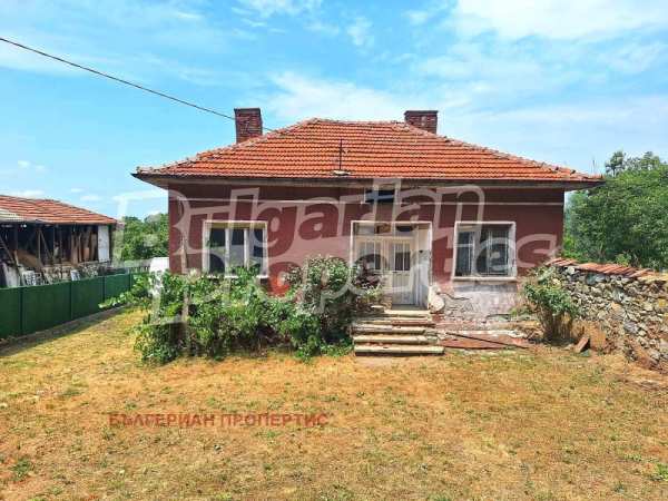Продава къща, с. овчарци, област кюстендил