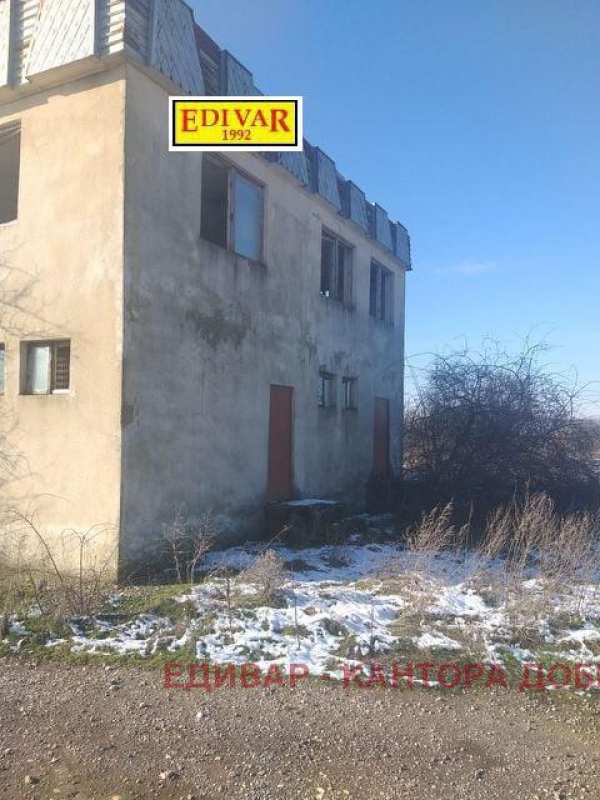 Продава пром. помещение, с. ловчанци, област добрич