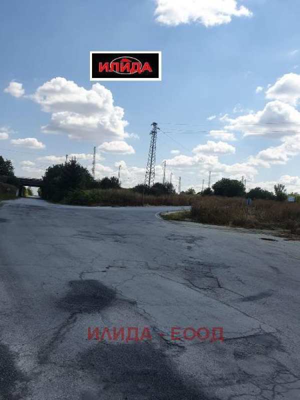 Продава  парцел гр. Ветово, област Русе
      11000 кв.м