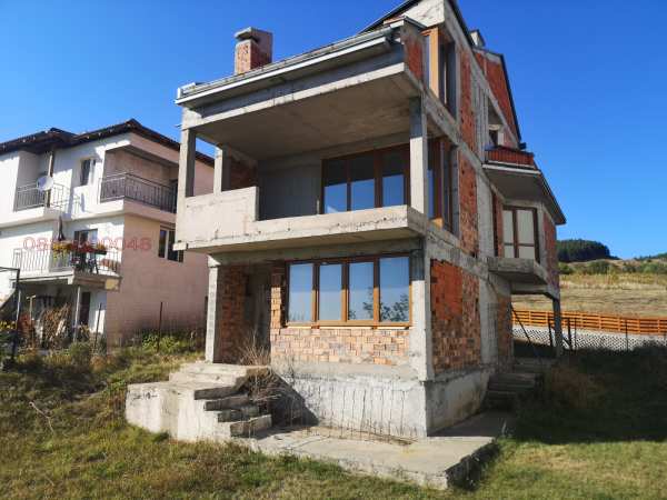 Продава къща, с. люлин, област перник