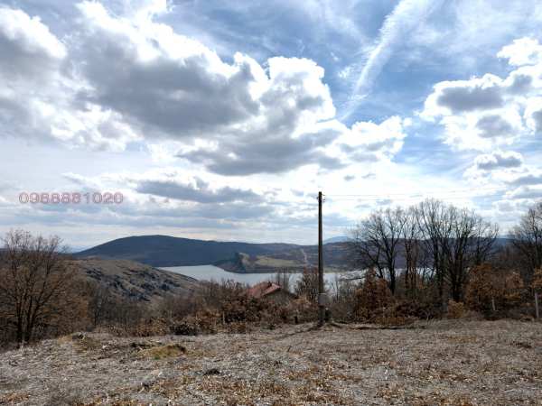 Продава парцел, яз. пчелина, област перник