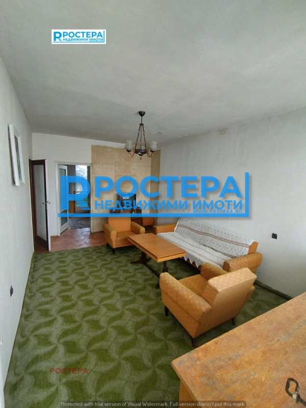 Продава  4-стаен град Търговище, Център
      98 кв.м