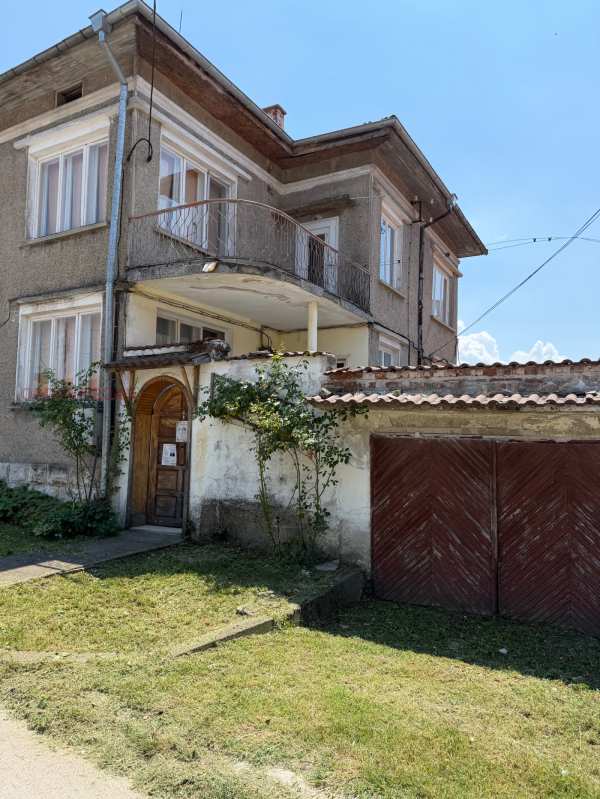 Продава къща, гр. кубрат, област разград