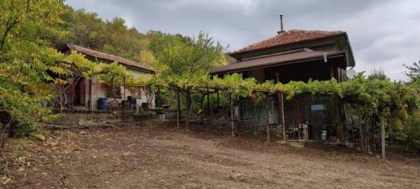 Продава  къща с. Смолско, област София
      44 кв.м