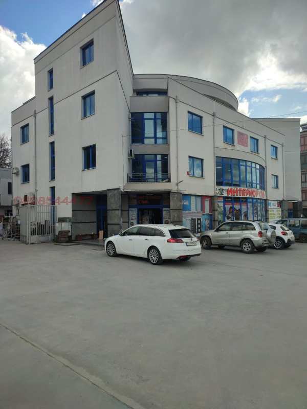 Дава под наем пром. помещение, гр. сандански, област благоевград