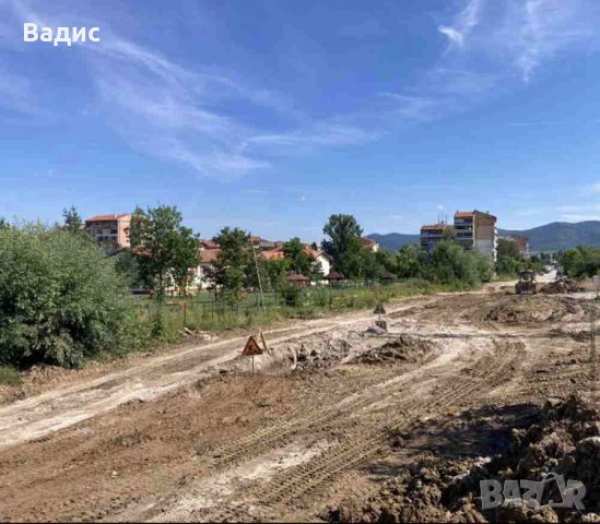 Парцели в жк васил левски
