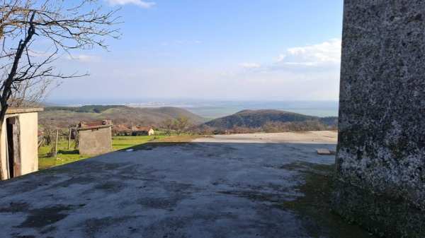 Къща в с.Кошарица, м-ст Плазовец