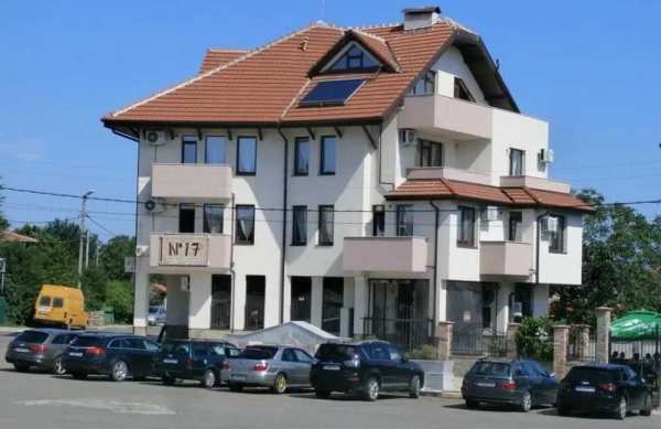 Ексклузивен Апарт-хотел и Бистро-Ресторант за продажба – 9.6 Рейтинг в Booking