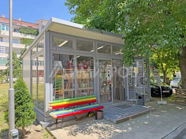 Продава се търговски обект 30 кв.м. в гр. Нови пазар.