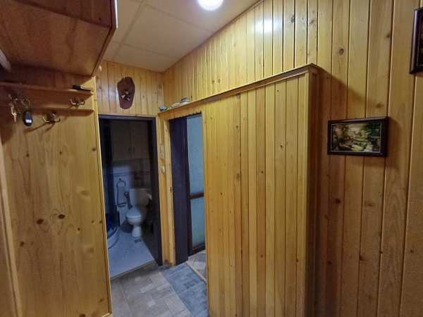 Продавам апартамент в гр. Котел