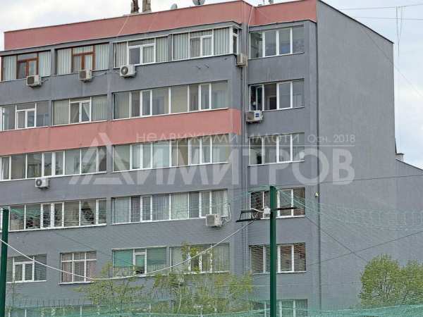 Продава апартамент тип гарсониера 41 кв.м. в гр. Нови пазар, САНИРАН жилищен блок