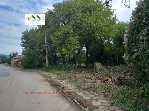 Продава парцел, с. старо село, област ловеч