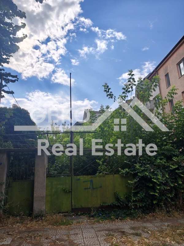 Продава парцел, гр. пазарджик, център