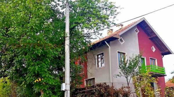 Продава вила, с. граница, област кюстендил