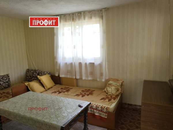 Продава  къща с. Розовец, област Пловдив
      53 кв.м