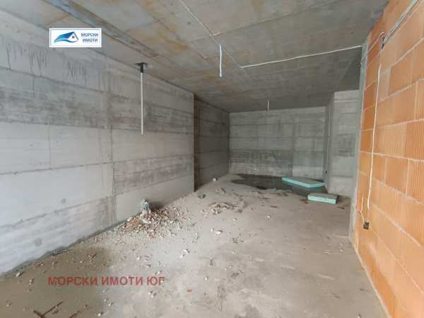 Продава гараж, паркомясто, гр. царево, област бургас