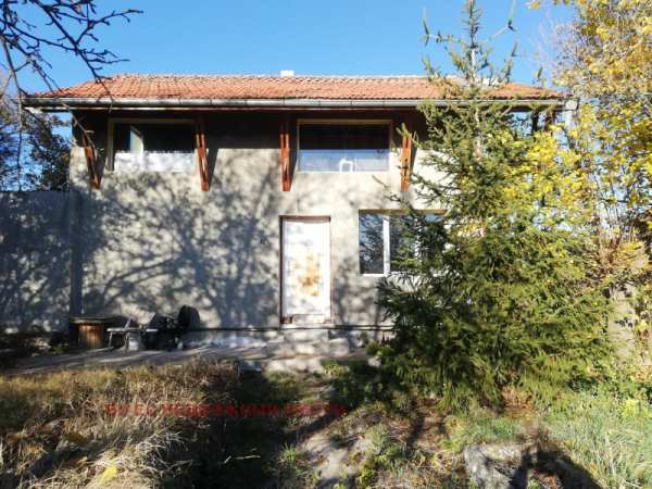 Продава къща, с. николаево, област перник