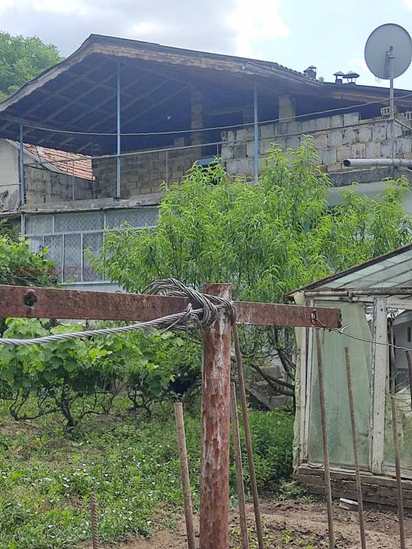 Продава вила, гр. разград, освобождение