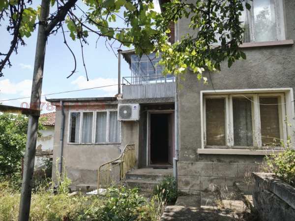 Продава къща, гр. тутракан, област силистра