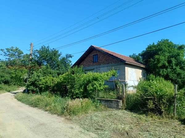 Продава къща, с. буковец, област видин