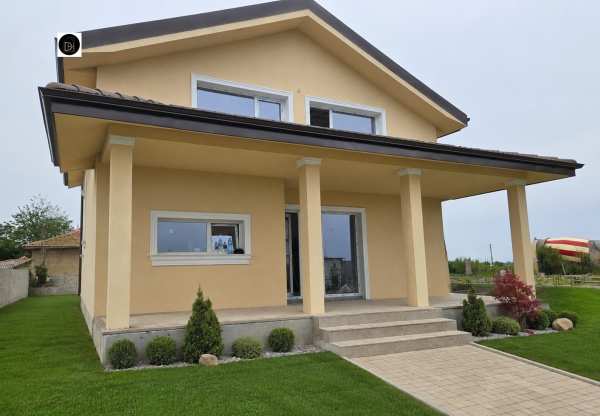 Продава къща, с. рогош, област пловдив