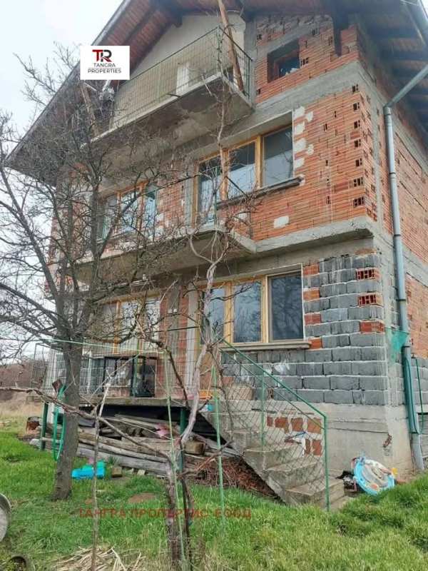 Продава къща, с. велковци, област перник