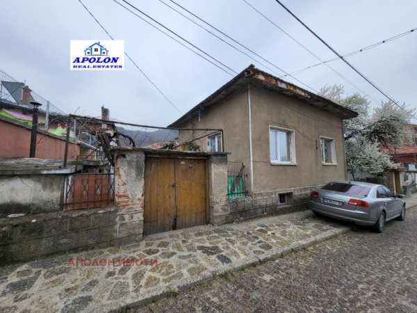 Продава къща, гр. брацигово, област пазарджик