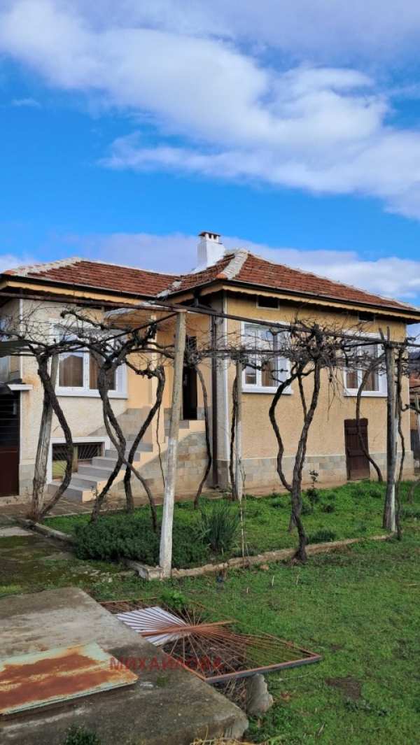 Продава къща, с. ветрен, област стара загора