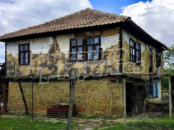 Продава къща, с. буря, област габрово