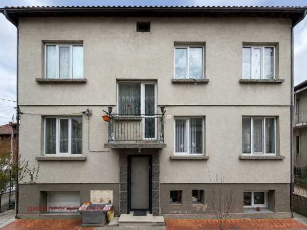 Продава къща, гр. самоков, област софия област