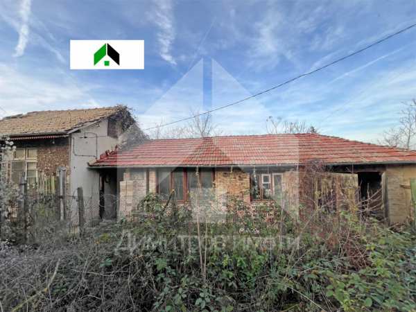 Продава къща, с. могила, област шумен