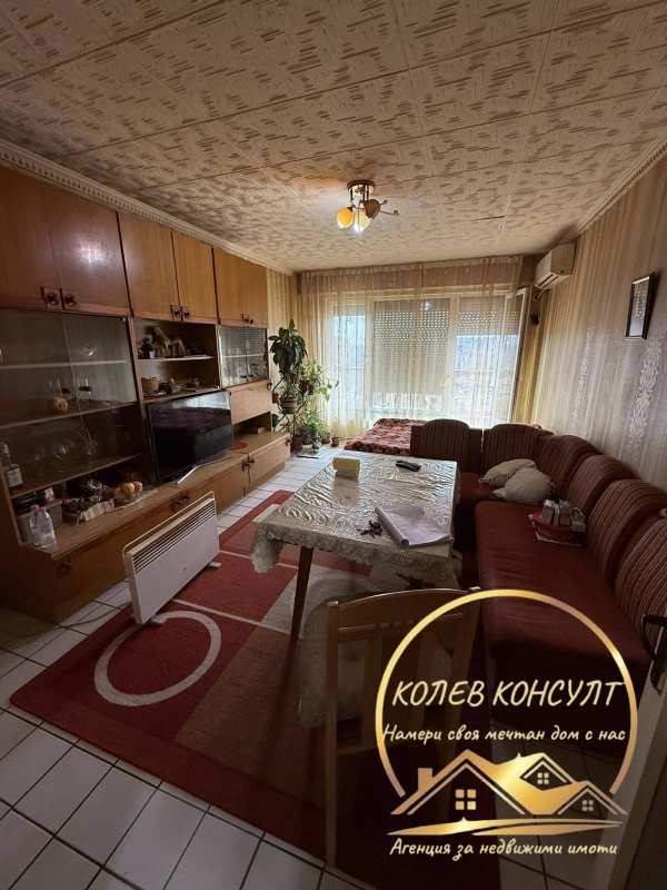 Продава 4-стаен, гр. харманли, област хасково