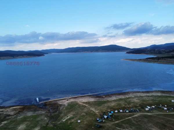 Продава вила, яз. батак, област пазарджик