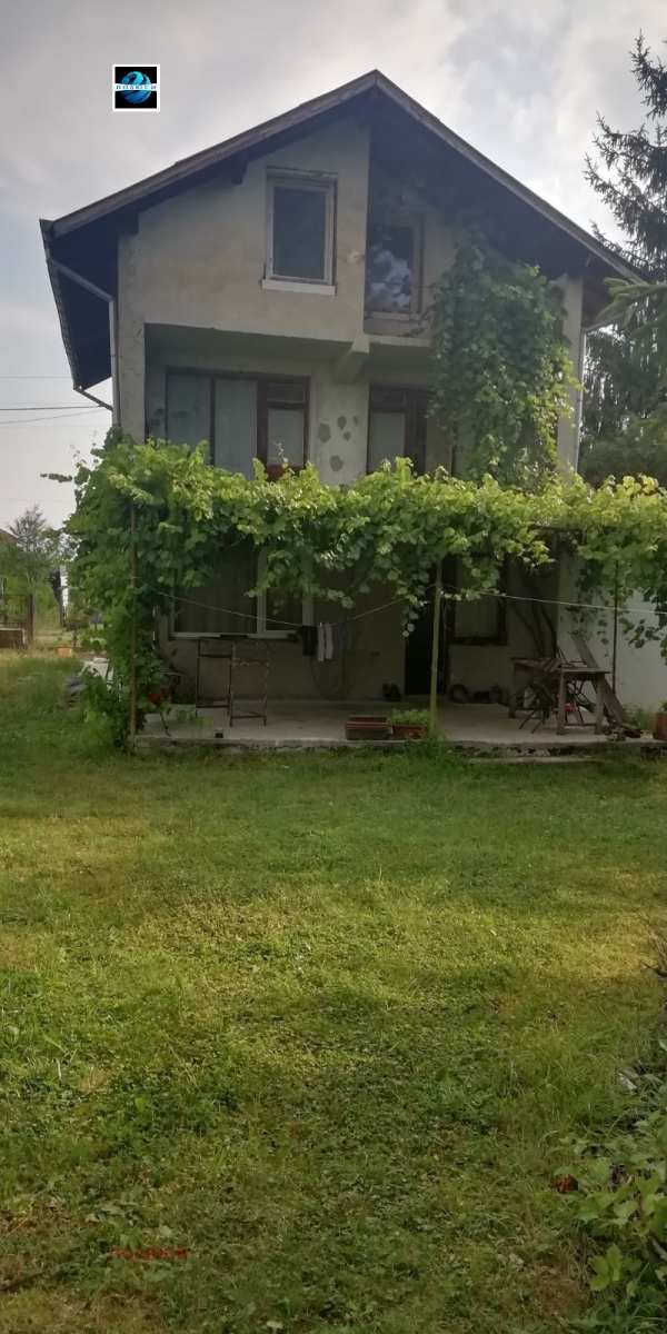 Продава къща, с. долна диканя, област перник