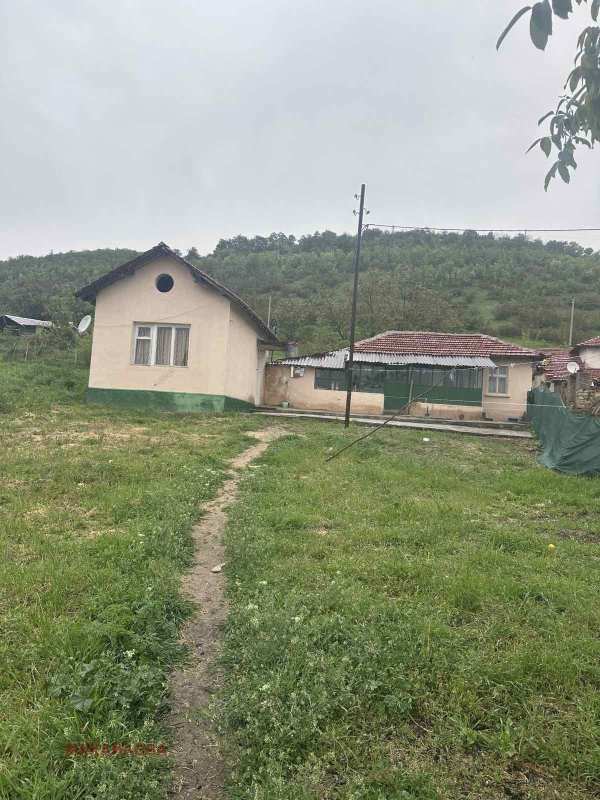 Продава къща, с. оряховица, област стара загора