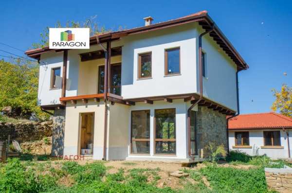 Продава  къща с. Здравковец, област Габрово
      120 кв.м