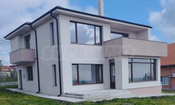 Продава къща, с. лъка, област бургас