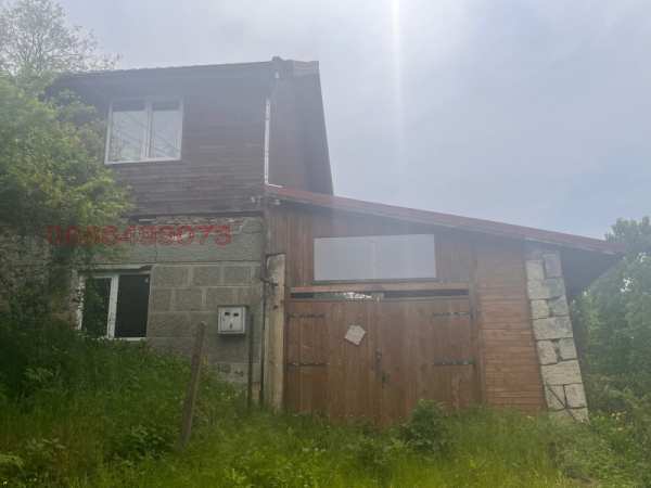 Продава къща, с. червен, област русе
