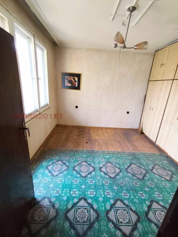 Продава многостаен, гр. пазарджик, идеален център