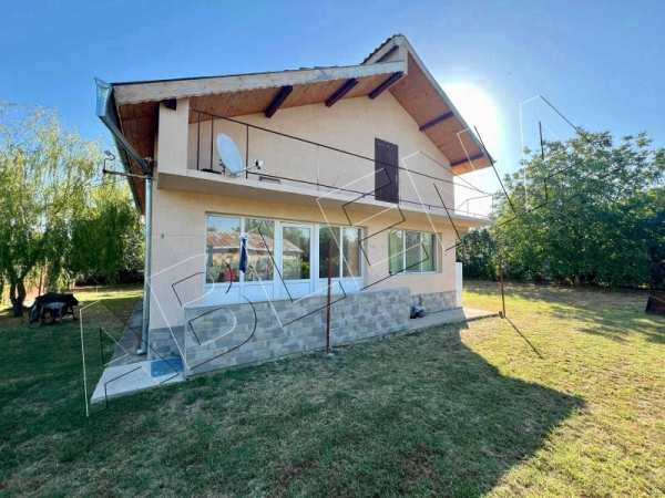 Продава къща, с. пчелник, област варна