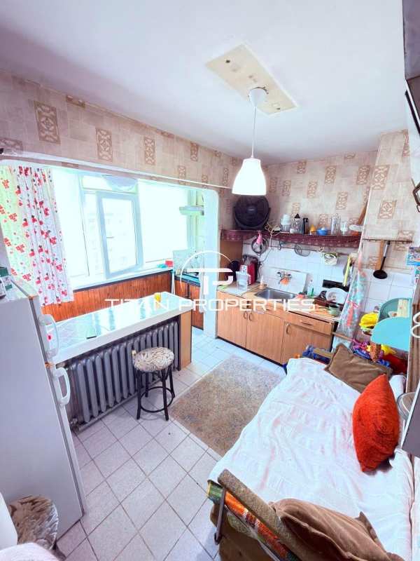 Продава 2-стаен, гр. бургас, славейков