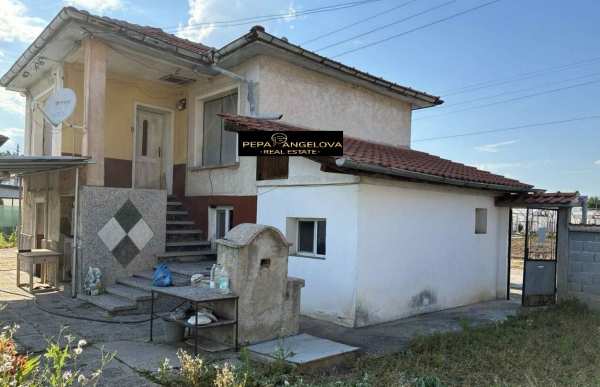 Продава къща, с. селци, област пловдив