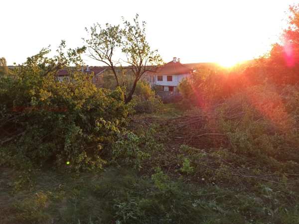 Продава парцел, с. драговищица, област софия област
