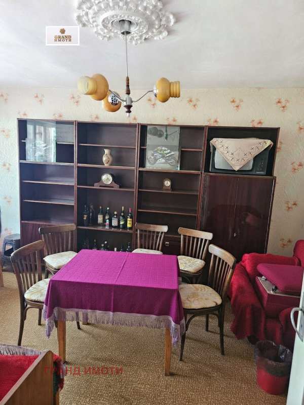 Продава 2-стаен, гр. русе, родина 2