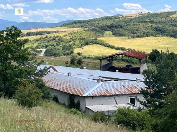 Продава бизнес имот, с. пожарево, област софия област