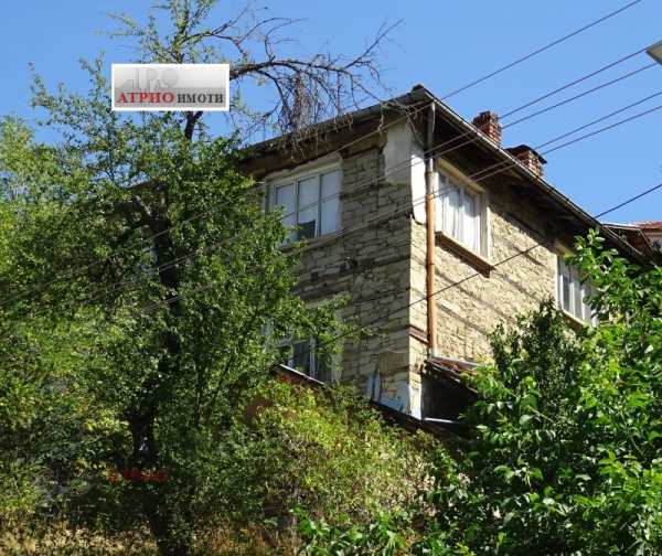 Продава  къща с. Момчиловци, област Смолян
      162 кв.м