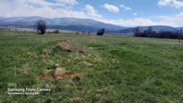 Продава парцел, с. белчински бани, област софия област
