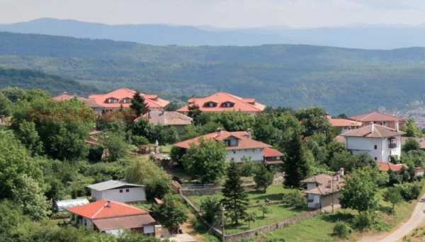 Продава парцел, с. арбанаси, област велико търново