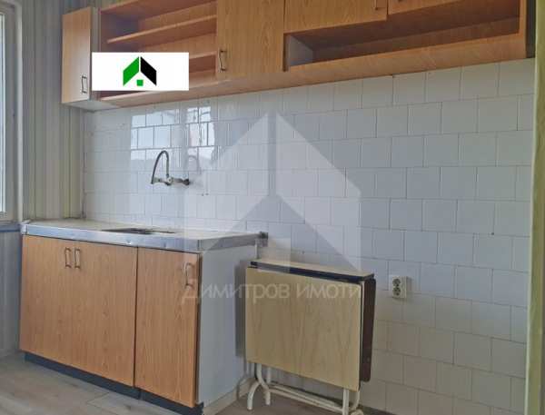 Продава  2-стаен гр. Нови пазар, област Шумен
      60 кв.м