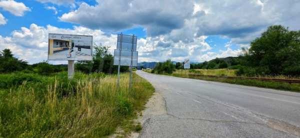 Продава парцел, с. орешак, област ловеч